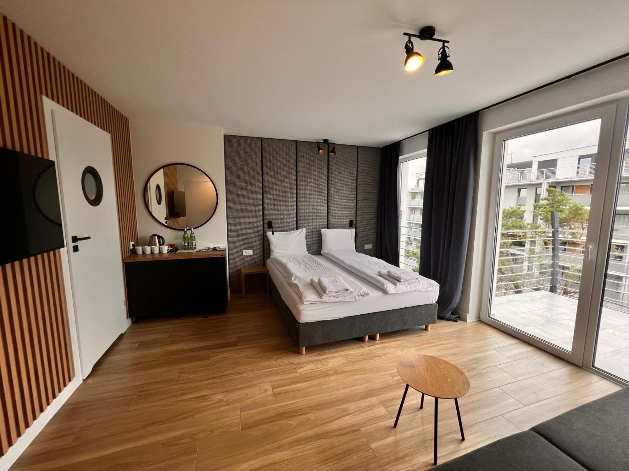 Columbus Hotel Rowy  Bagian luar foto