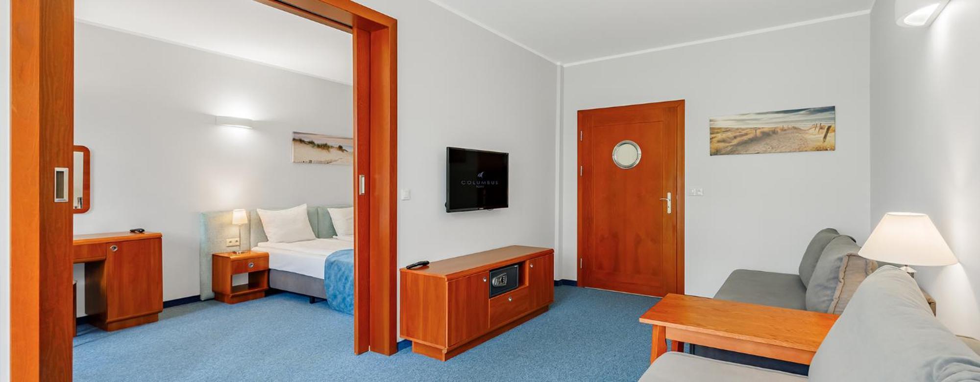 Columbus Hotel Rowy  Bagian luar foto