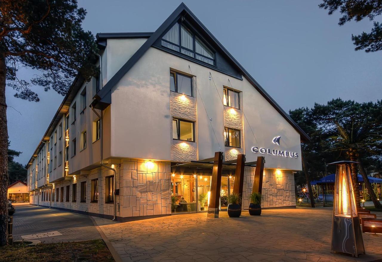Columbus Hotel Rowy  Bagian luar foto